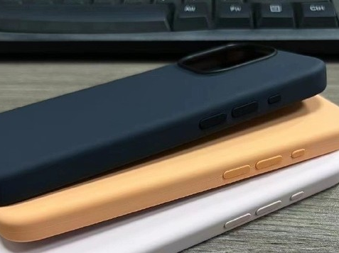 杭锦后苹果14维修站分享iPhone14手机壳能直接给iPhone15用吗?